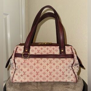 Louis Vuitton Josephine Mini Lin
LV Monogram Bag in Cerise